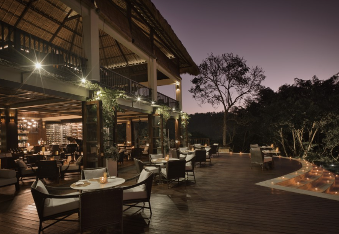 Les meilleurs restaurants de Bali pour le dîner du Nouvel An, les soirées de réveillon et les expériences festives en 2026